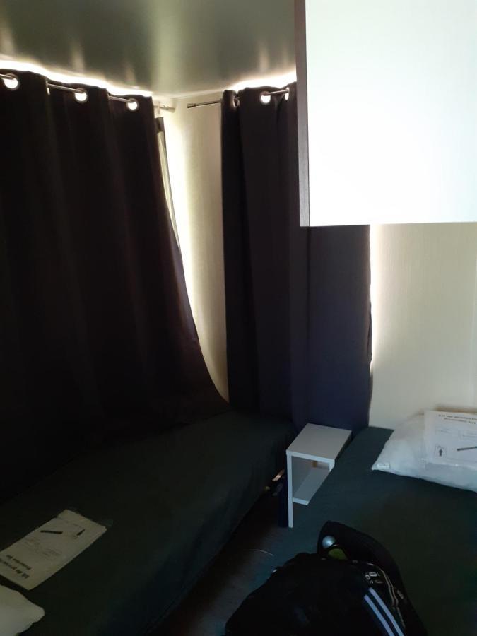 Mobilhome Sans Draps Ni Serviettes *